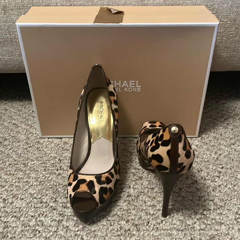Micheal Kors cowhide leopard platform peep toes heels